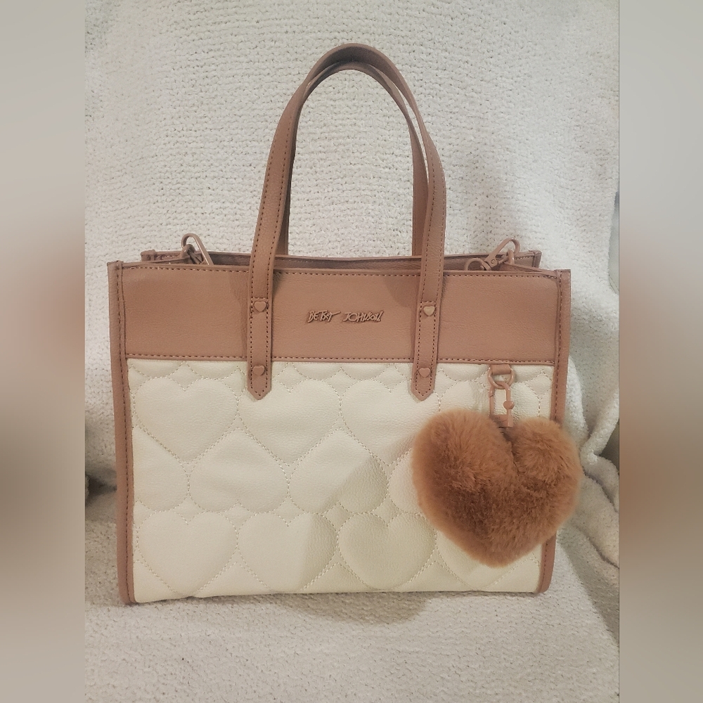 Betsey Johnson Chic Two-Tone Heart Purse NWOT